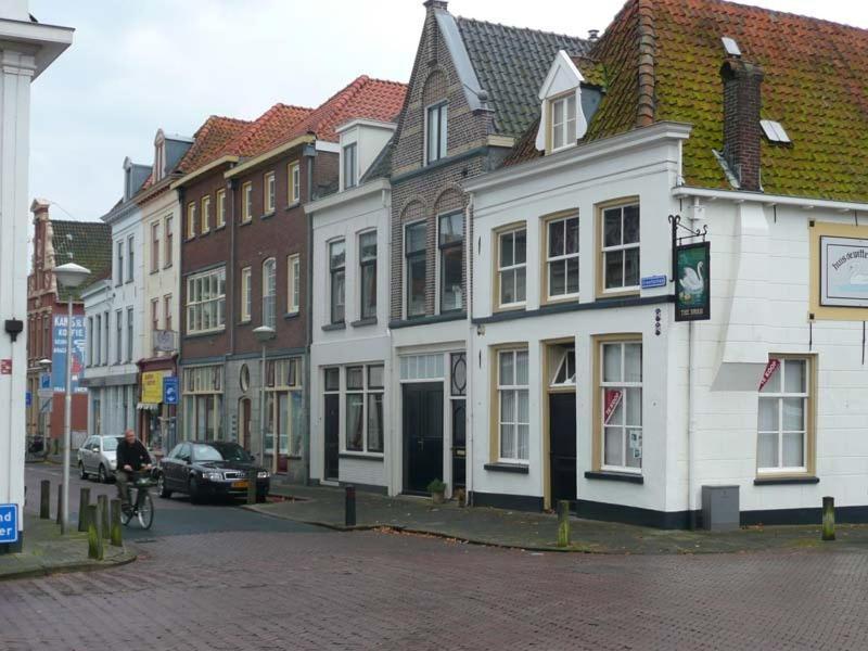 De Zilveren Karper IJsselmuiden Exterior photo
